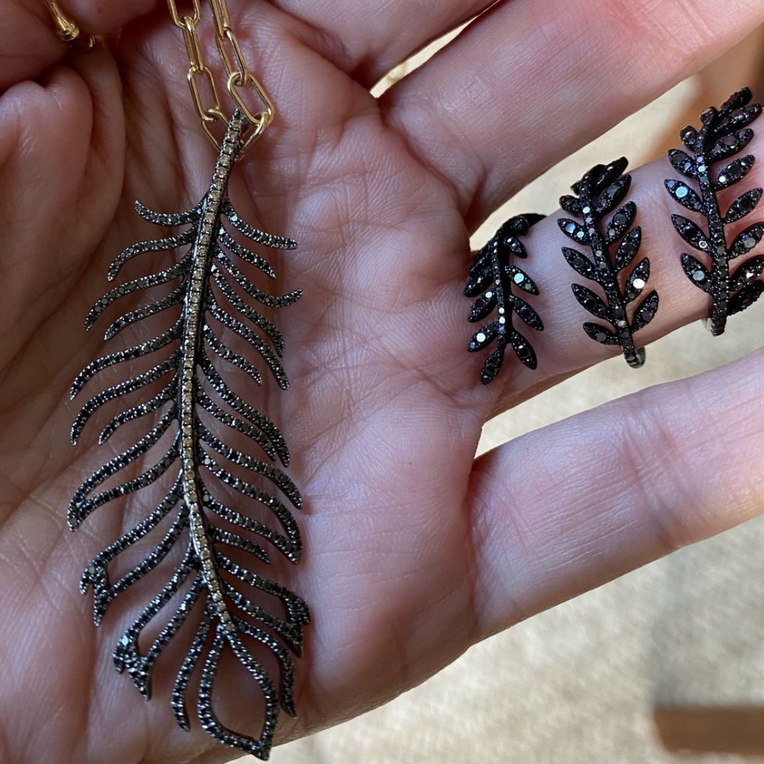 FEATHER PENDANT